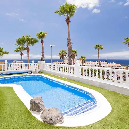 Vila Sara En San Eugenio - Sara Vacation *