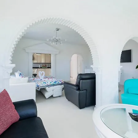 Sara En San Eugenio - Sara Vacation *