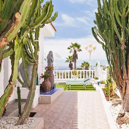 Sara En San Eugenio - Sara Vacation